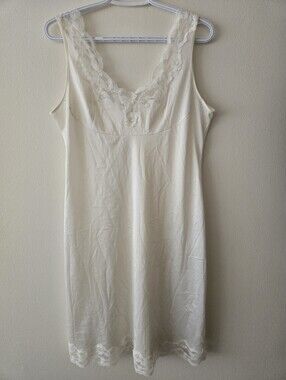 Infidelle 40 Cream Vintage Lace Trim Slip Dress